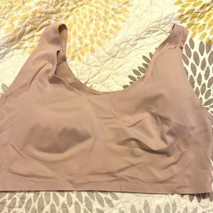 Third Love wireless bra. Size Large